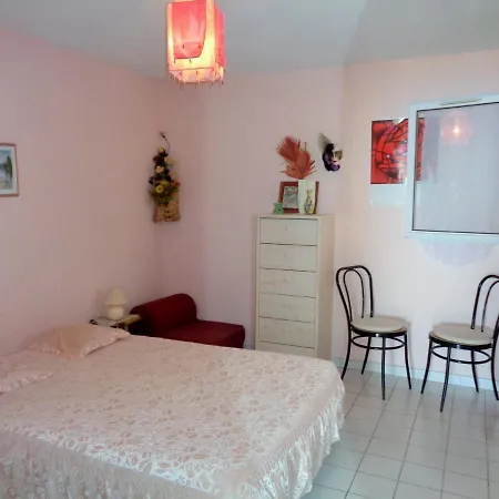 1 Vue Dominante Apartment *